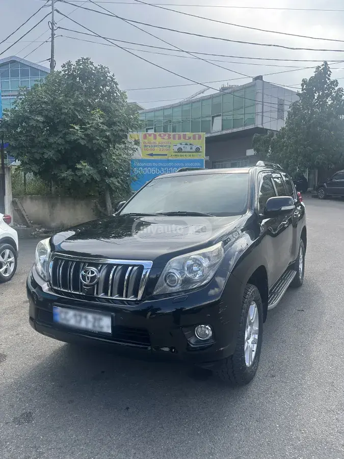 Toyota Land Cruiser Prado 2012 — photo 2