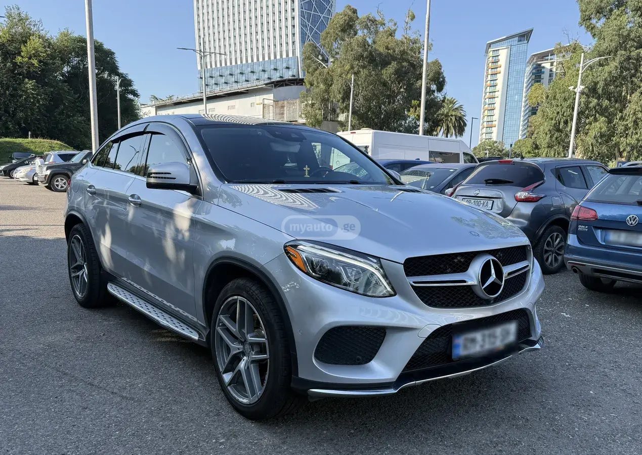 Mercedes-Benz GLE 350 2016 — photo 2