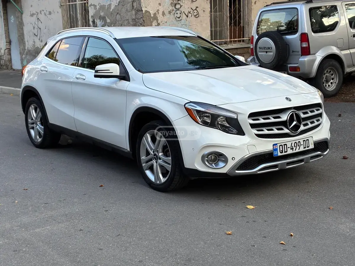 Mercedes-Benz GLA 250