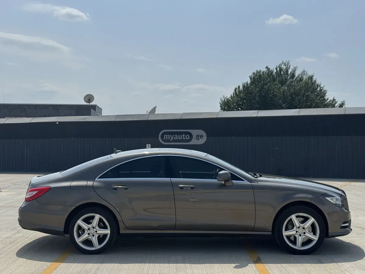 Mercedes-Benz CLS 350 2012 — photo 2