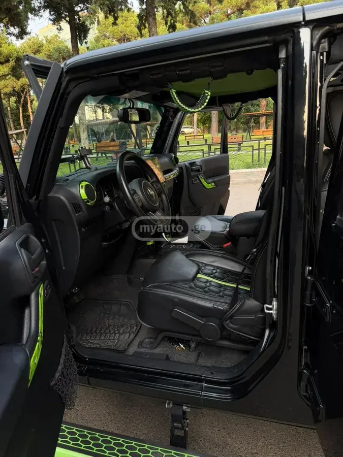 Jeep Wrangler 2016 — photo 2