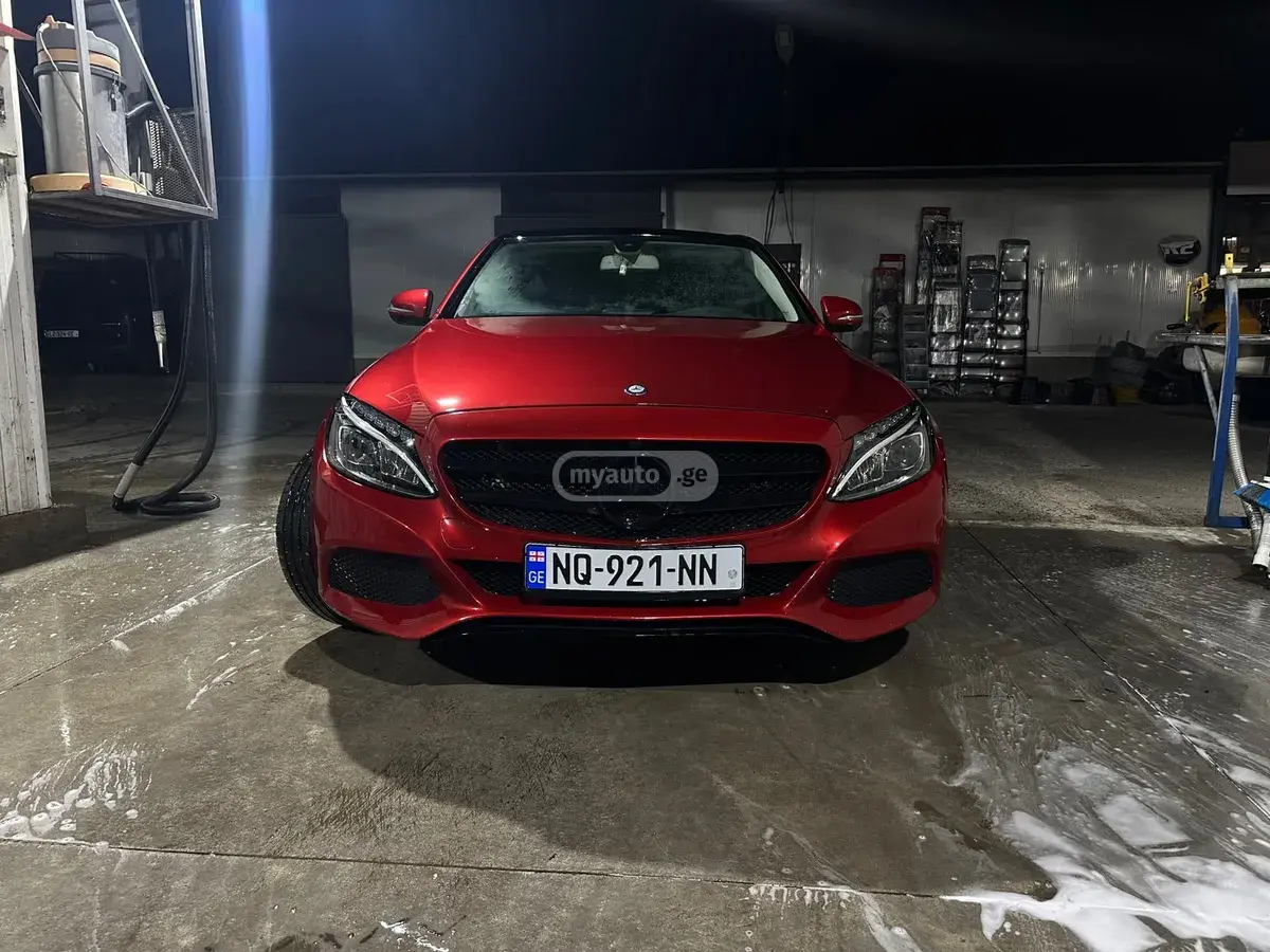 Mercedes-Benz C 300
