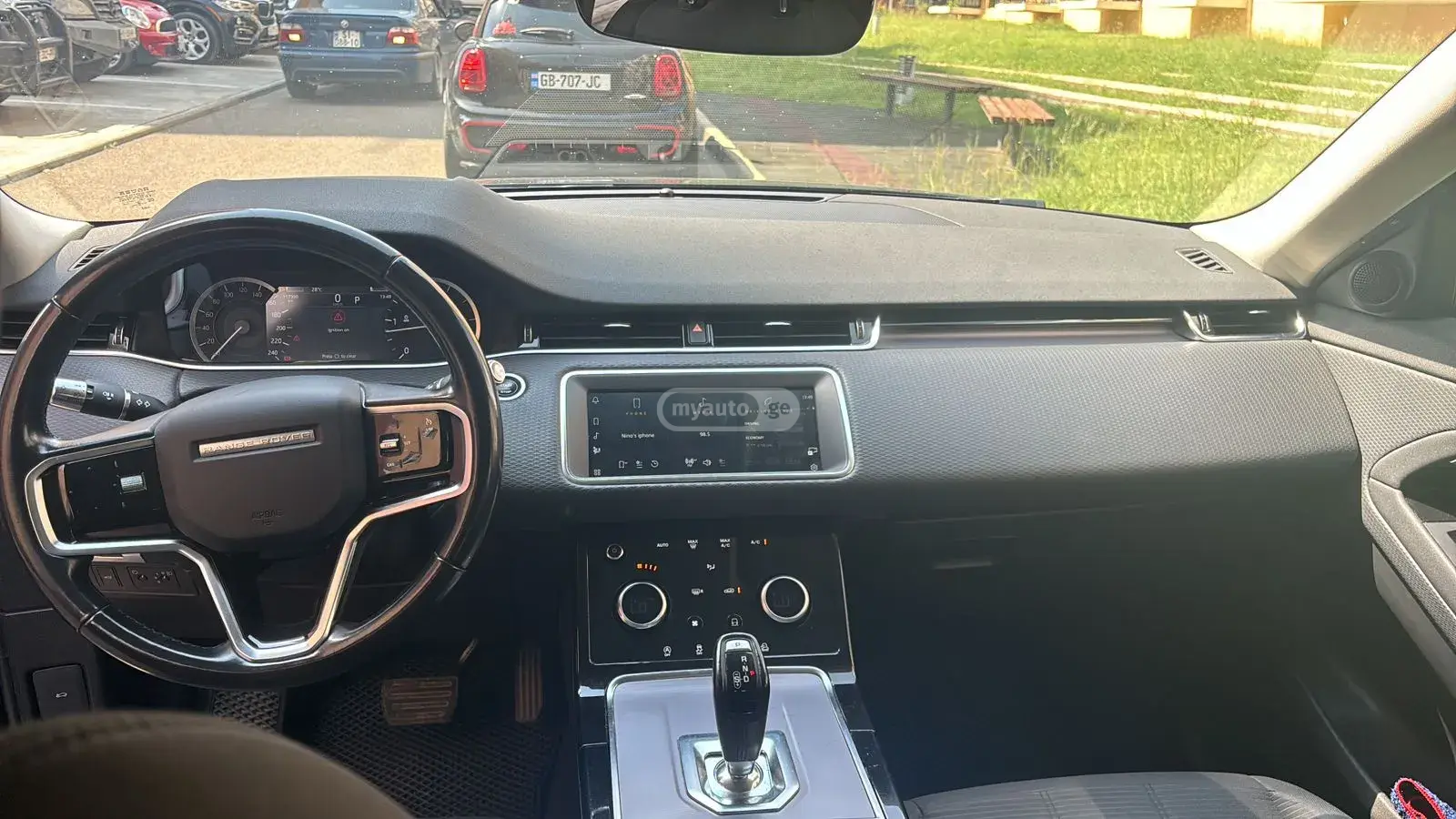 Land Rover Range Rover Evoque 2021 — photo 2