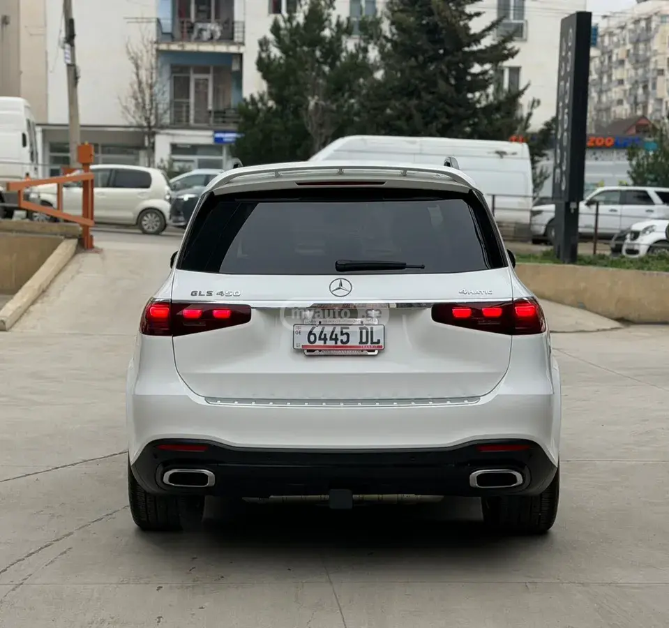 Mercedes-Benz GLS 450 AMG 2024 — photo 2
