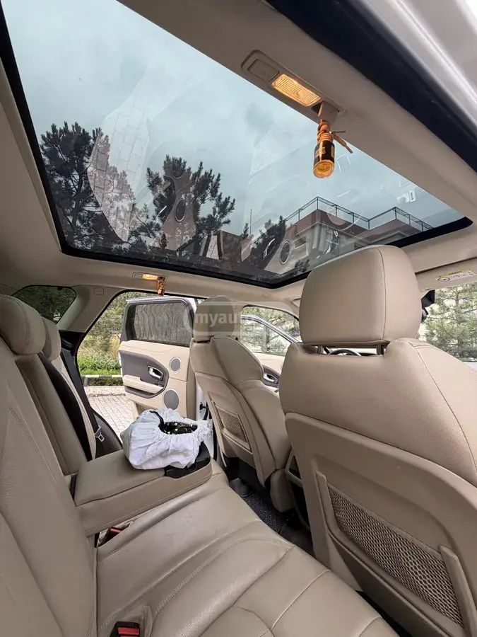 Land Rover Range Rover Evoque 2016 — photo 2