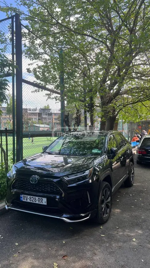 Toyota RAV4 2019 — photo 2