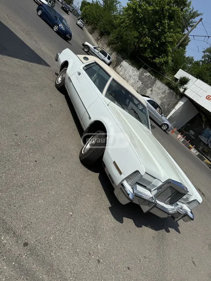 Lincoln Continental