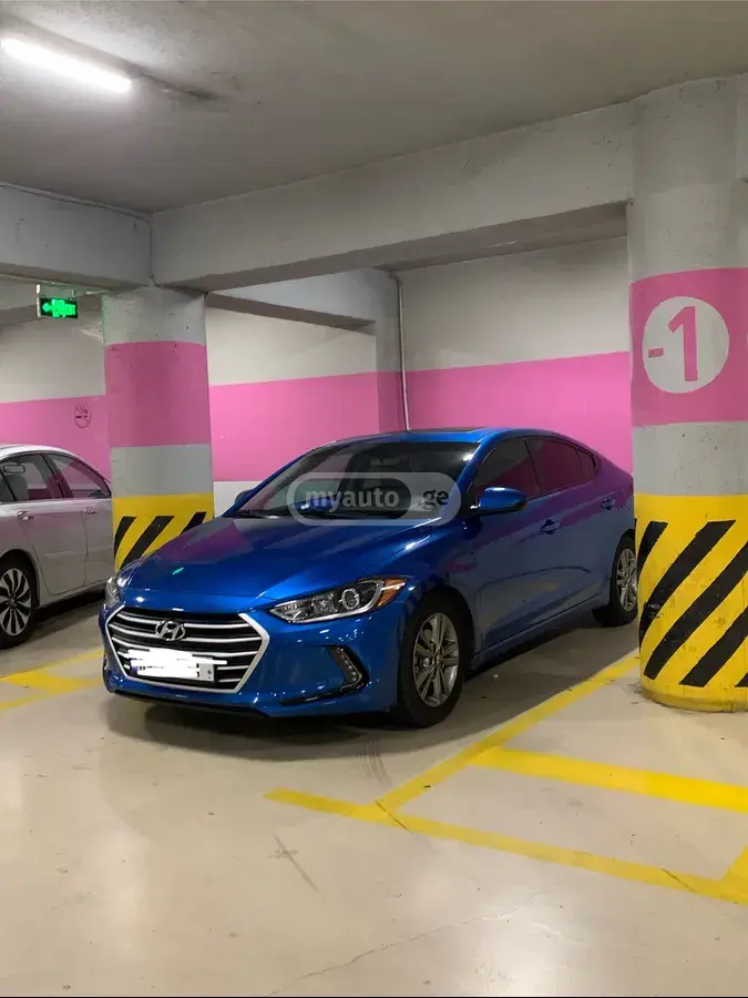 Hyundai Elantra