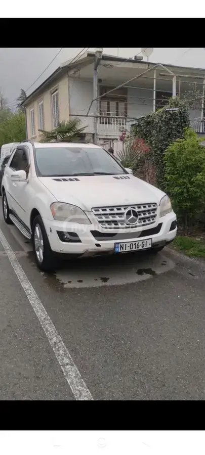 Mercedes-Benz ML 350