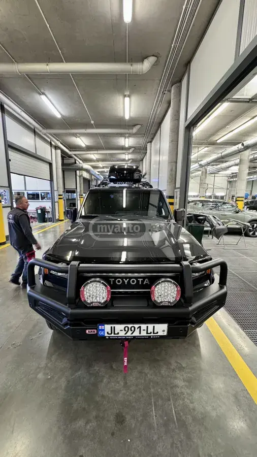 Toyota Land Cruiser Prado 2024 — photo 2