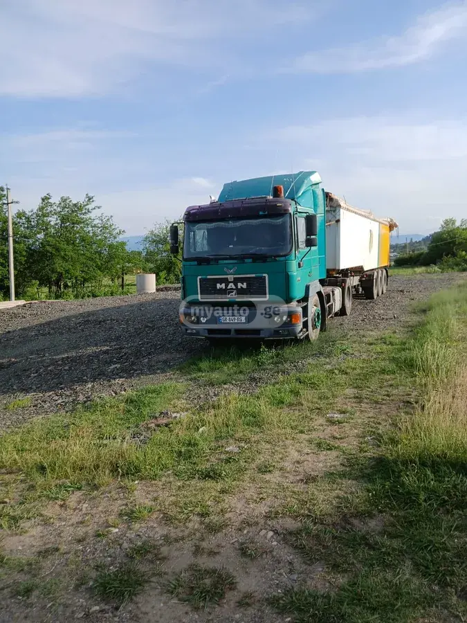 Man L 2000