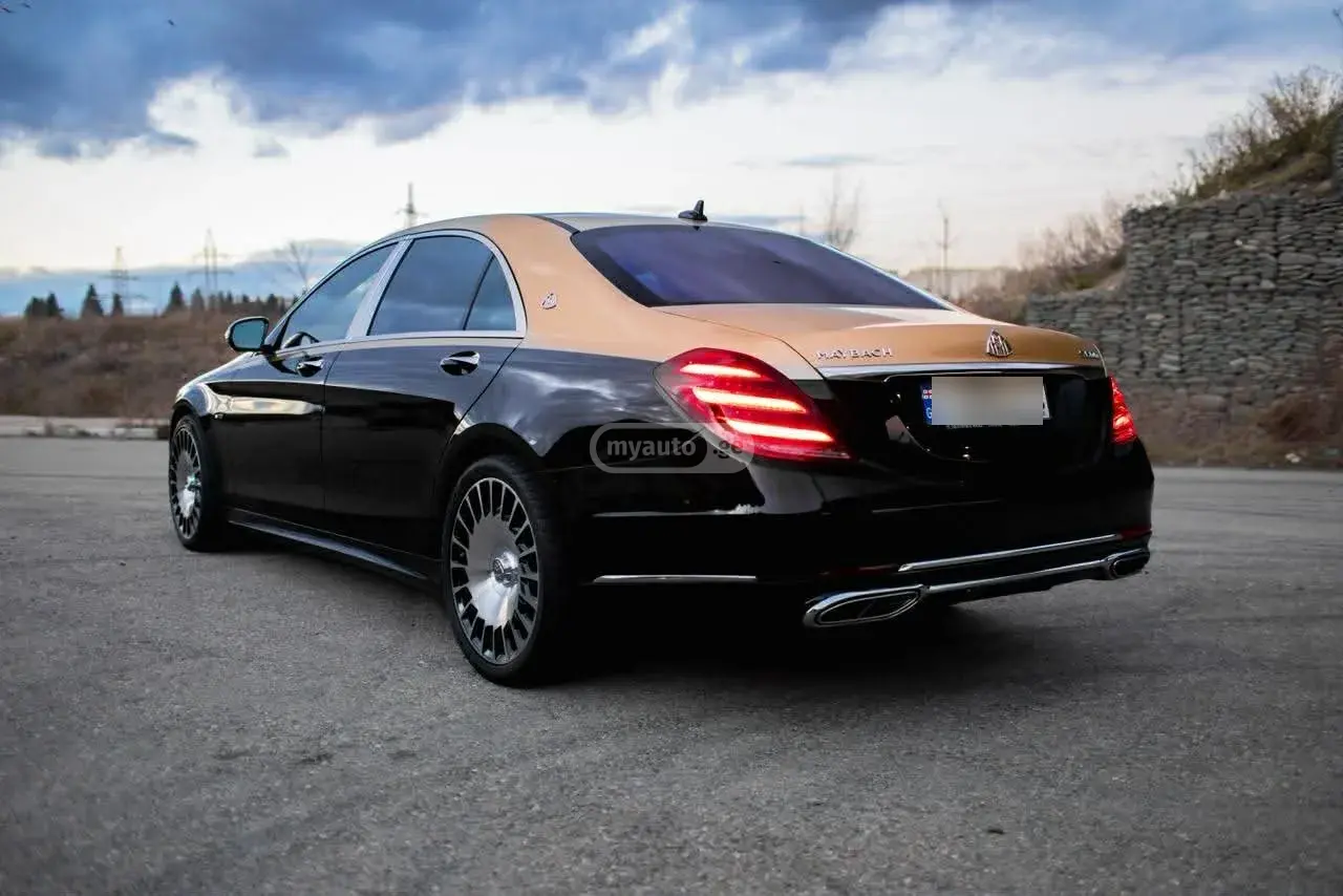 Mercedes-Benz S 550