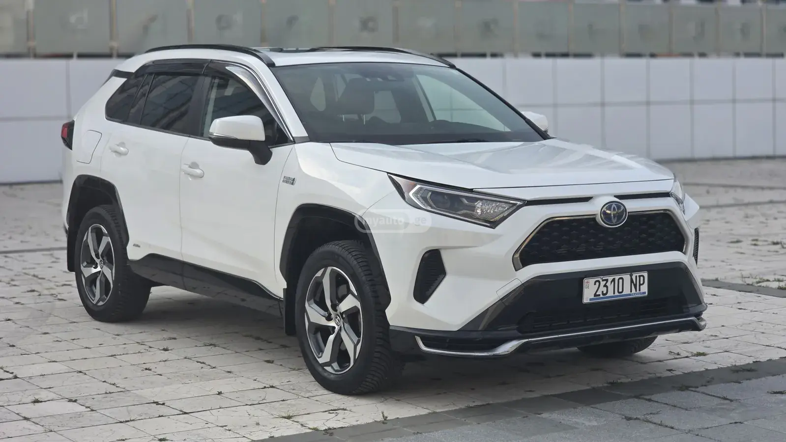 Toyota RAV4 2021 — photo 2