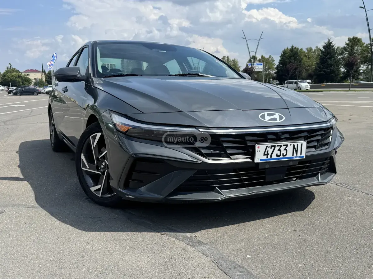Hyundai Elantra
