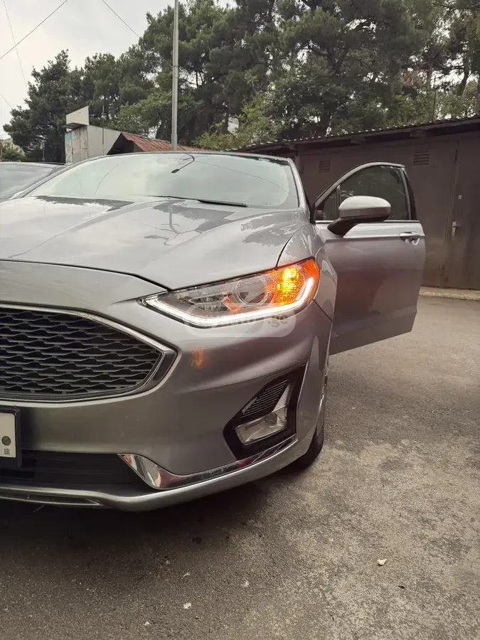 Ford Fusion