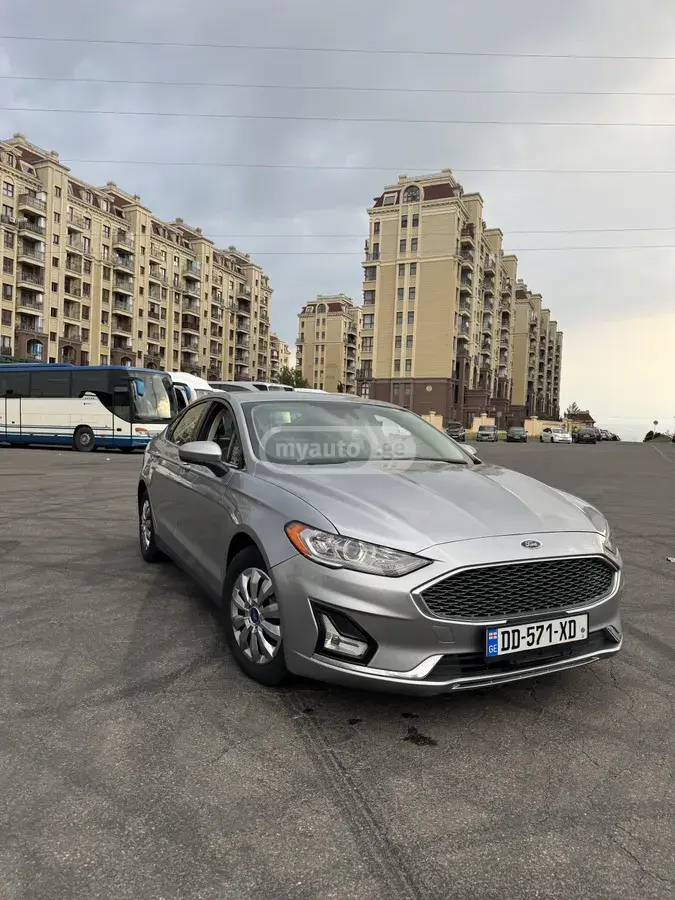Ford Fusion 2020 — photo 2
