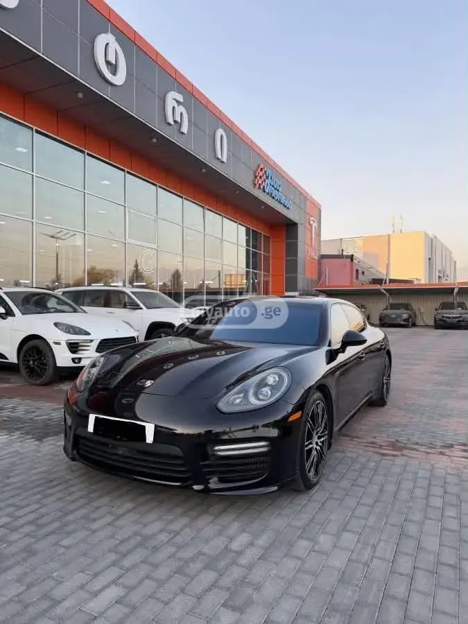 Porsche Panamera