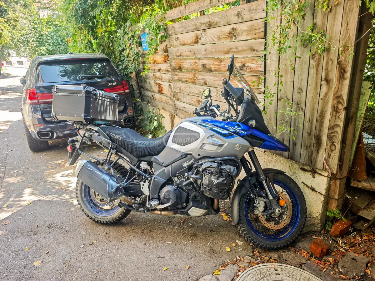 Suzuki V-Strom DL 1000 2018 — photo 2