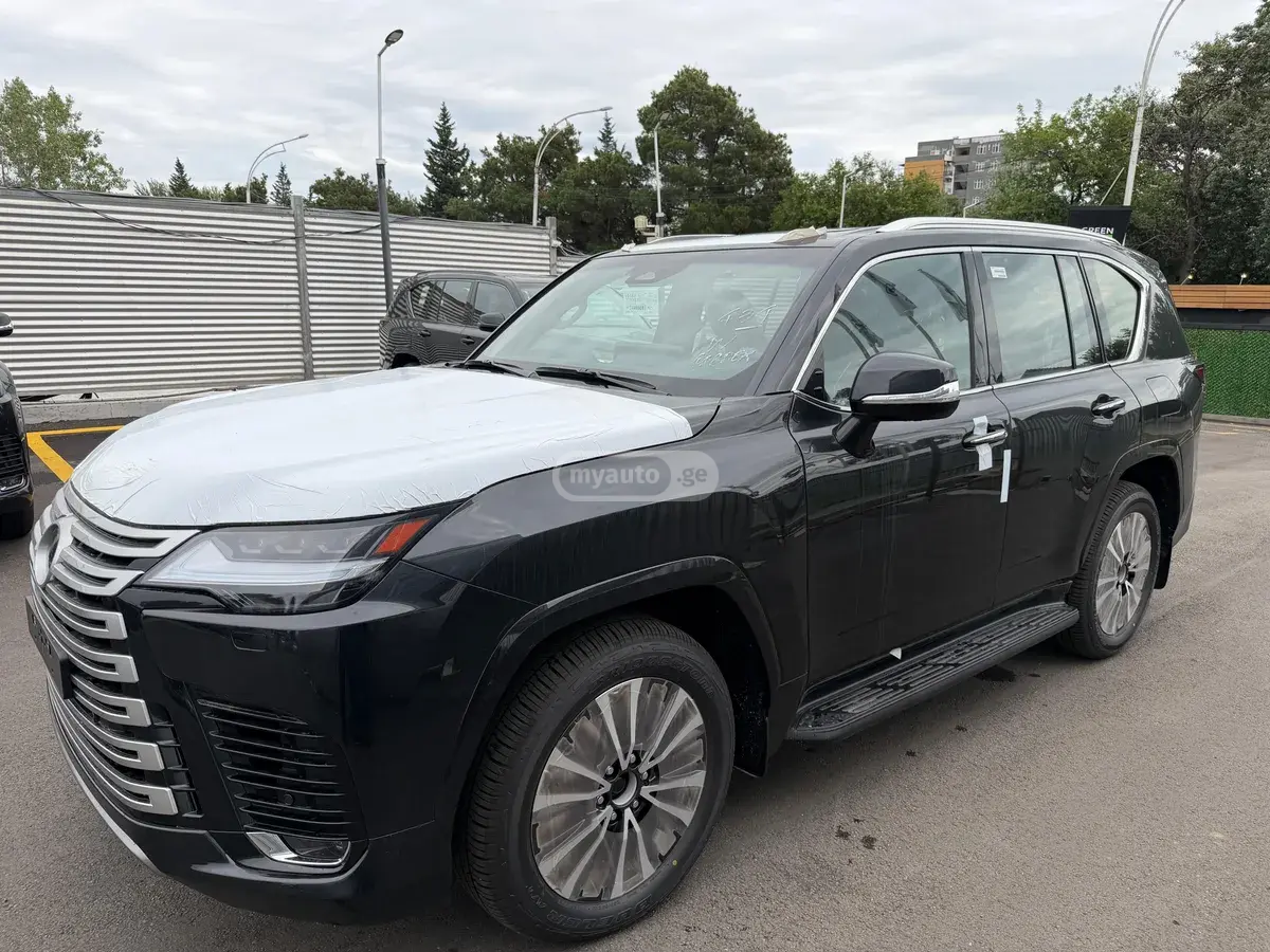 Lexus LX 500 2026 — photo 2