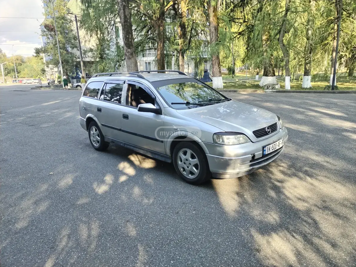 Opel Astra 2001 — photo 2