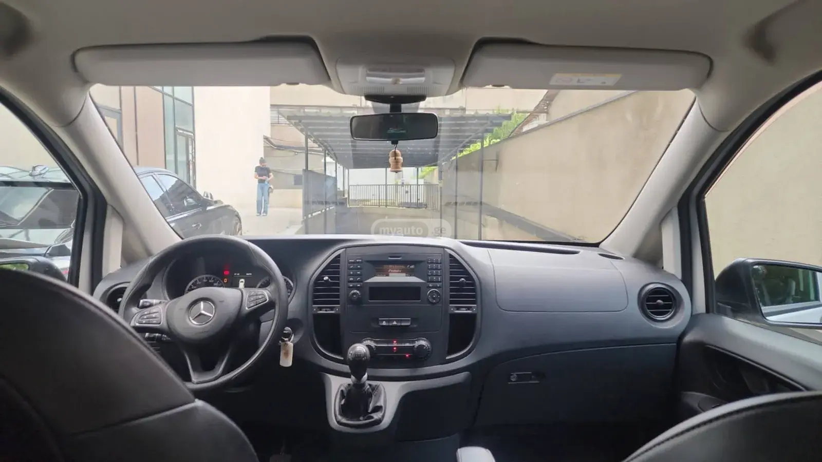 Mercedes-Benz Vito 2018 — photo 2