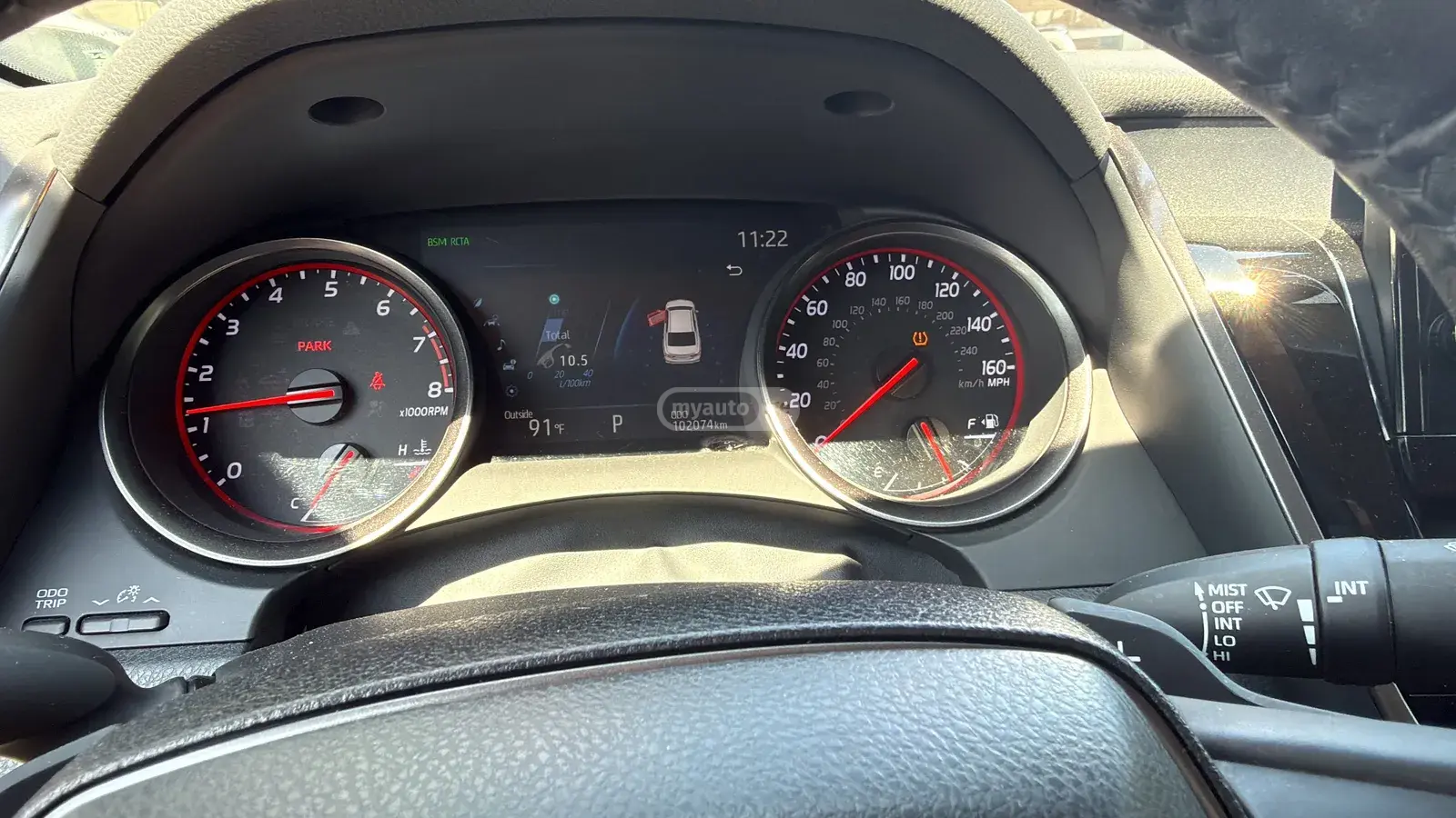 Toyota Camry 2022 — photo 2