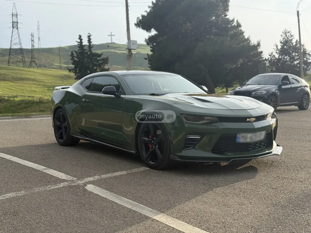 Chevrolet Camaro 2018 — photo 2
