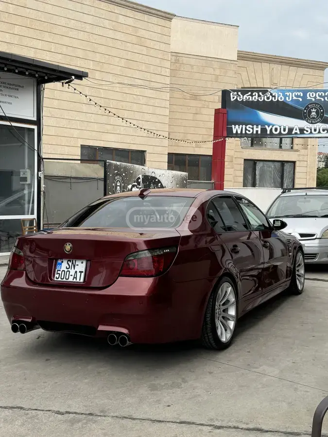 BMW M5