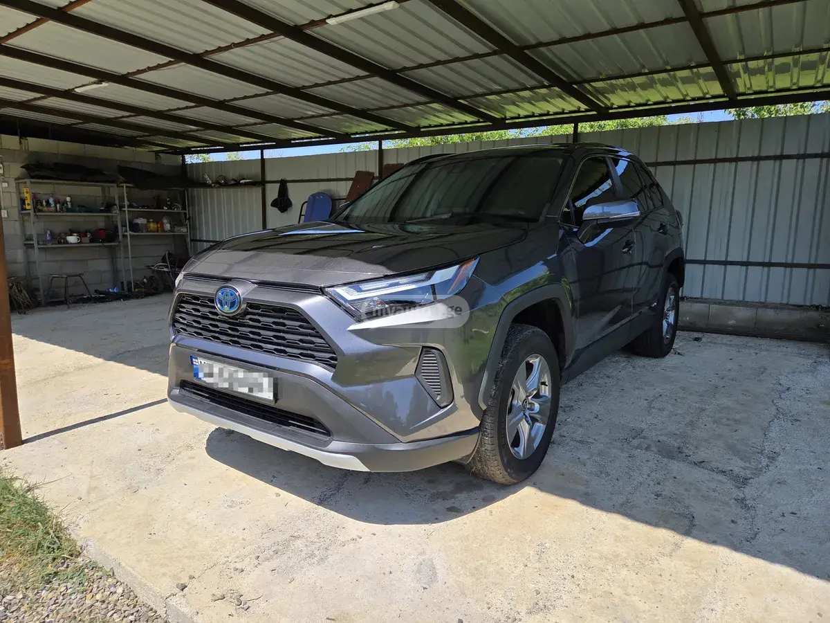 Toyota RAV4 2022 — photo 2