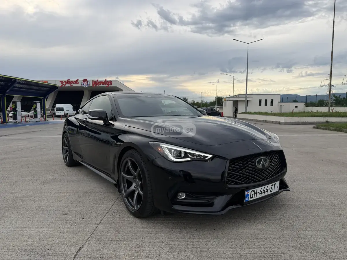 Infiniti Q60