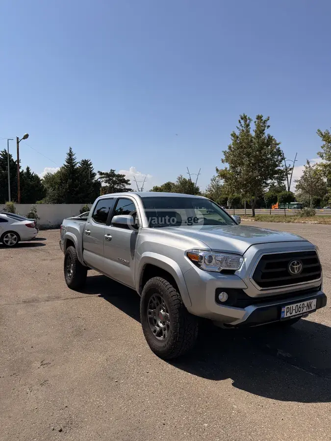 Toyota Tacoma