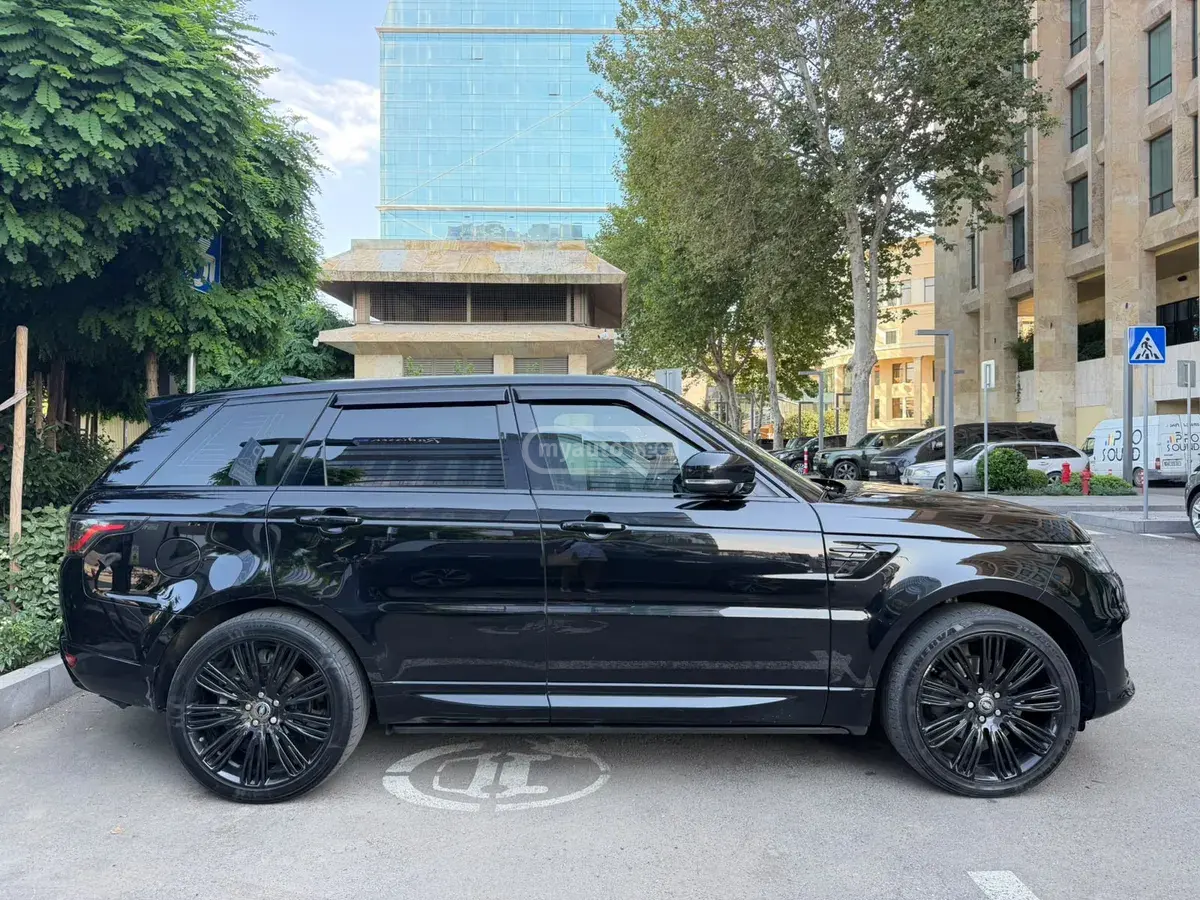Land Rover Range Rover Sport 2019 — photo 2
