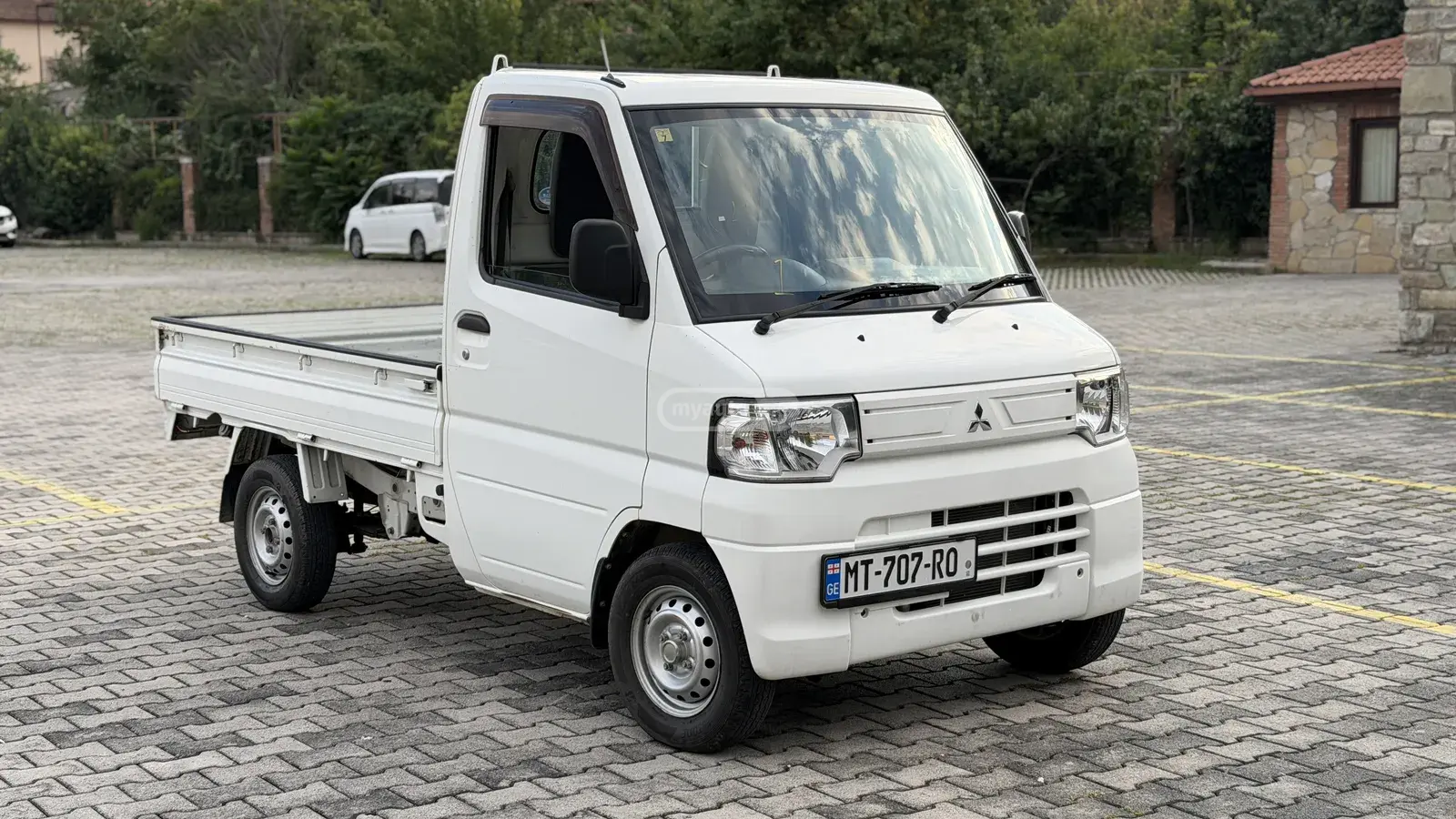 Mitsubishi Minica 2013 — photo 2