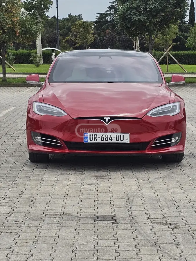 Tesla Model S 2017 — photo 2