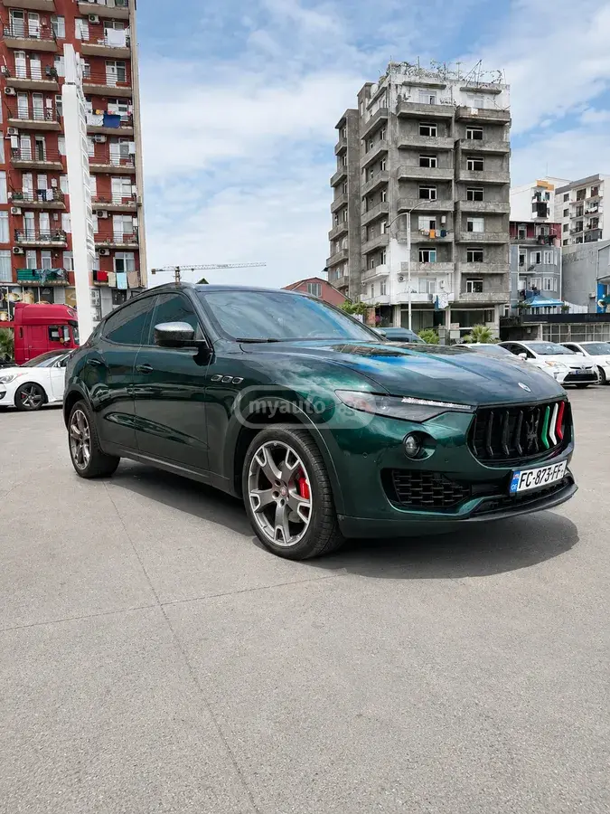 Maserati Levante 2017 — photo 2