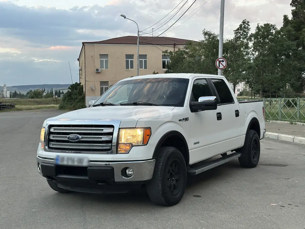 Ford F-150 2013 — photo 2