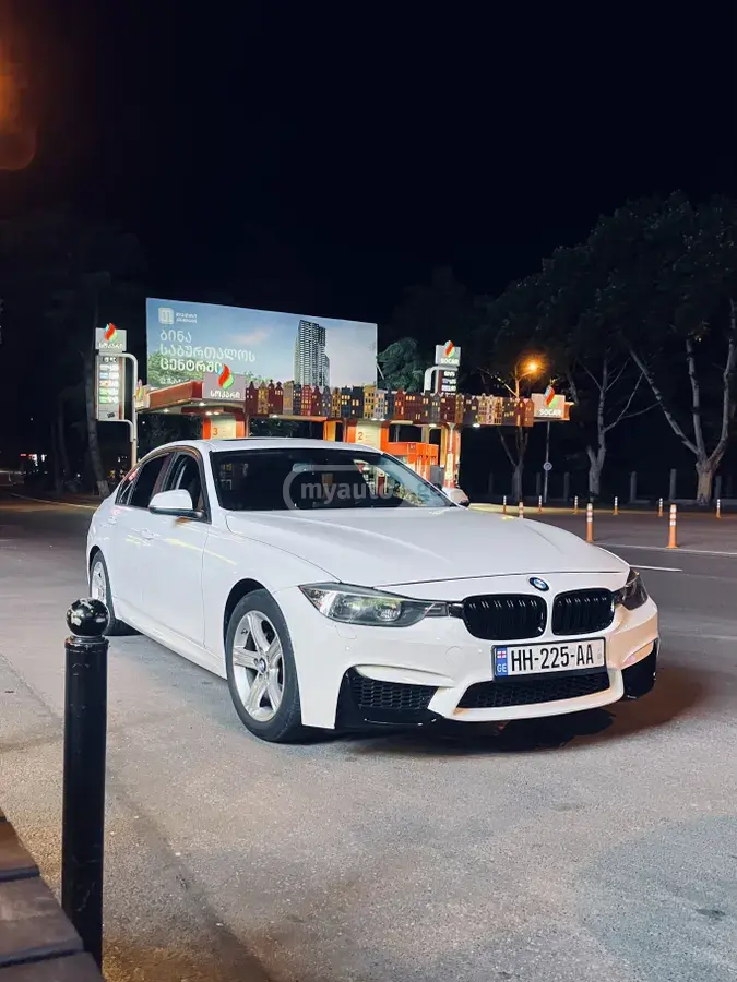 BMW 320