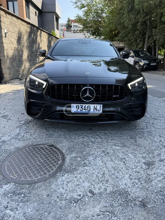 Mercedes-Benz E53 AMG