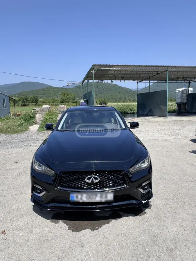Infiniti Q50