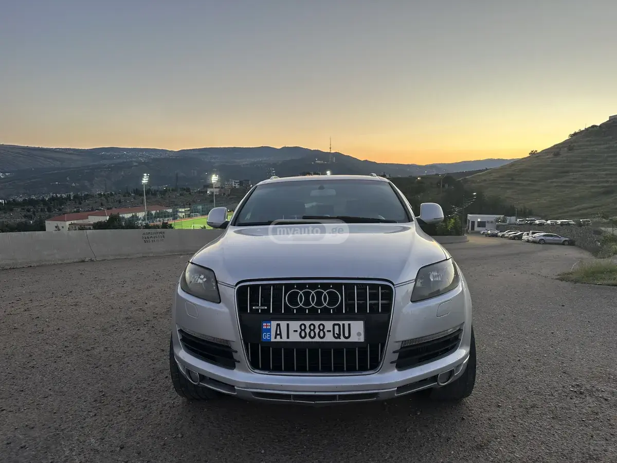Audi Q7 2006 — photo 2
