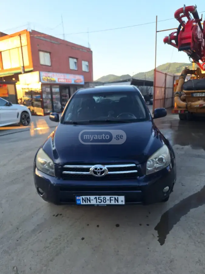 Toyota RAV4 2006 — photo 2