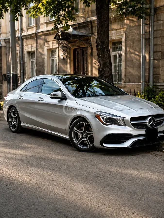 Mercedes-Benz CLA 250