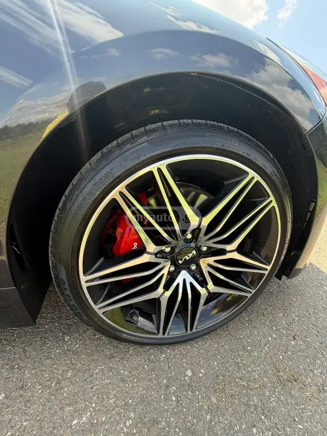 Kia Stinger 2022 — photo 2