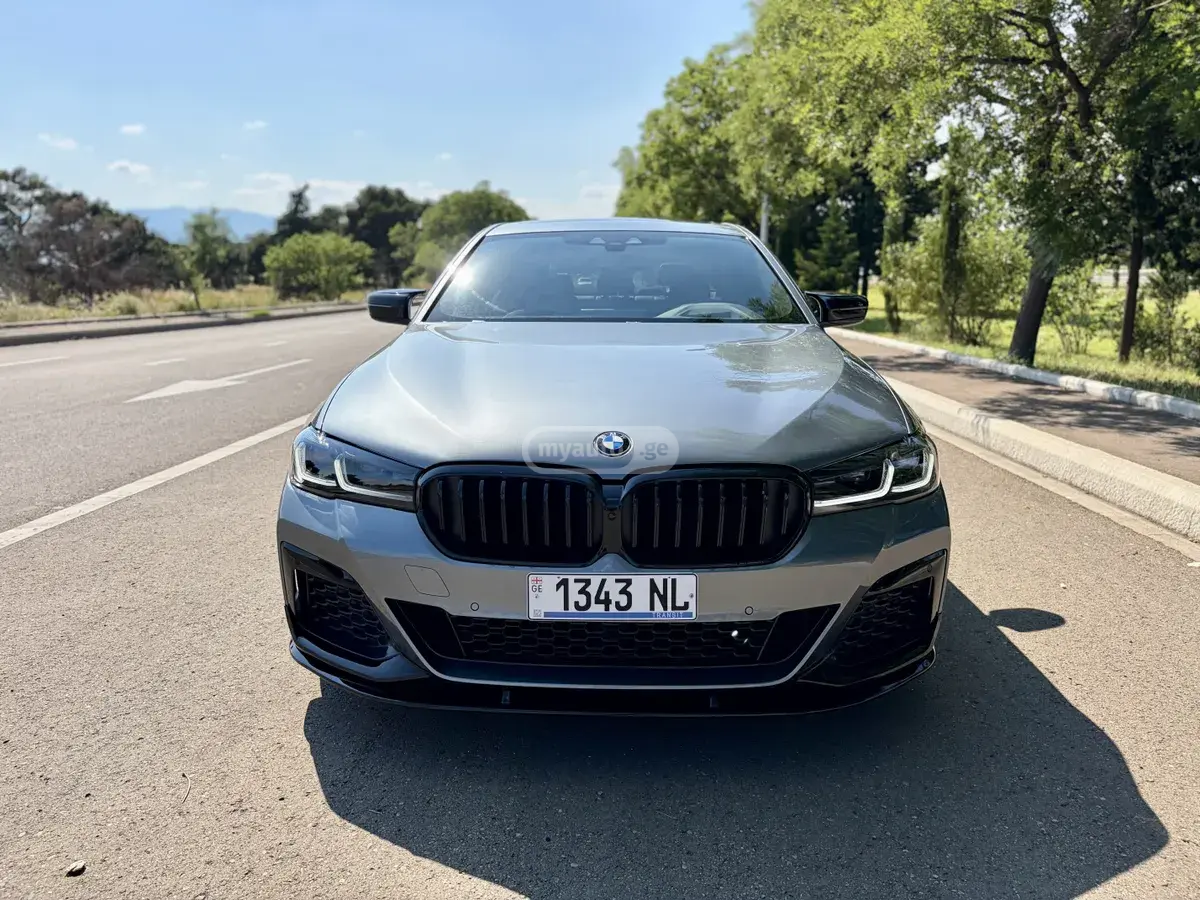 BMW 540 2018 — photo 2