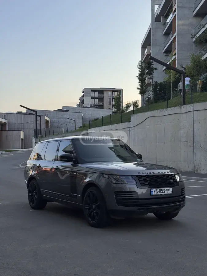 Land Rover Range Rover Vogue 2018 — photo 2