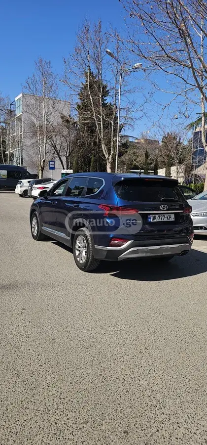 Hyundai Santa Fe 2019 — photo 2