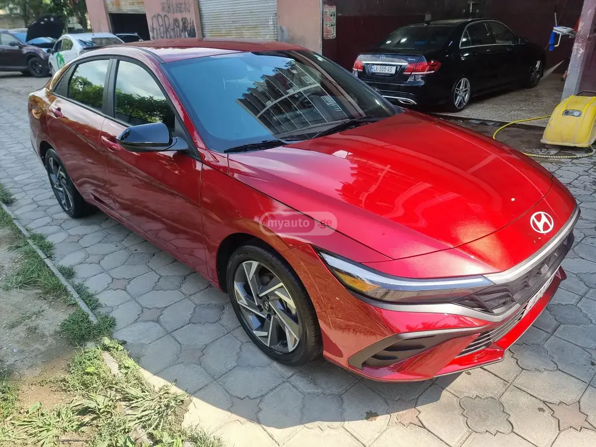 Hyundai Elantra