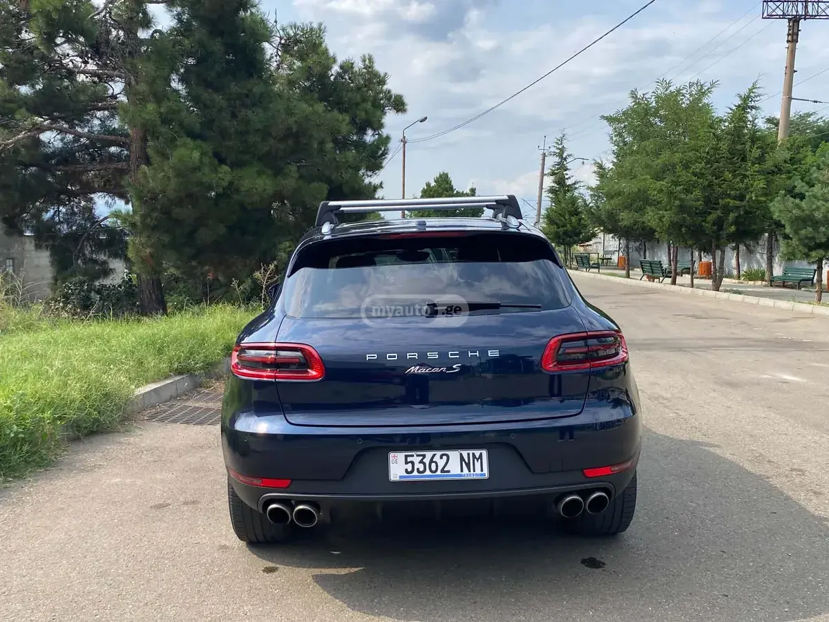 Porsche Macan