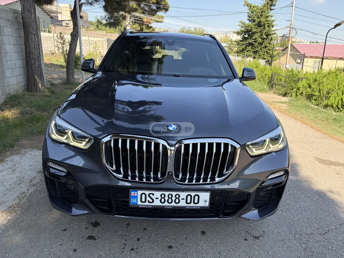 BMW X5 2019 — photo 2