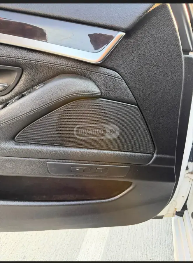 BMW 535 2015 — photo 2